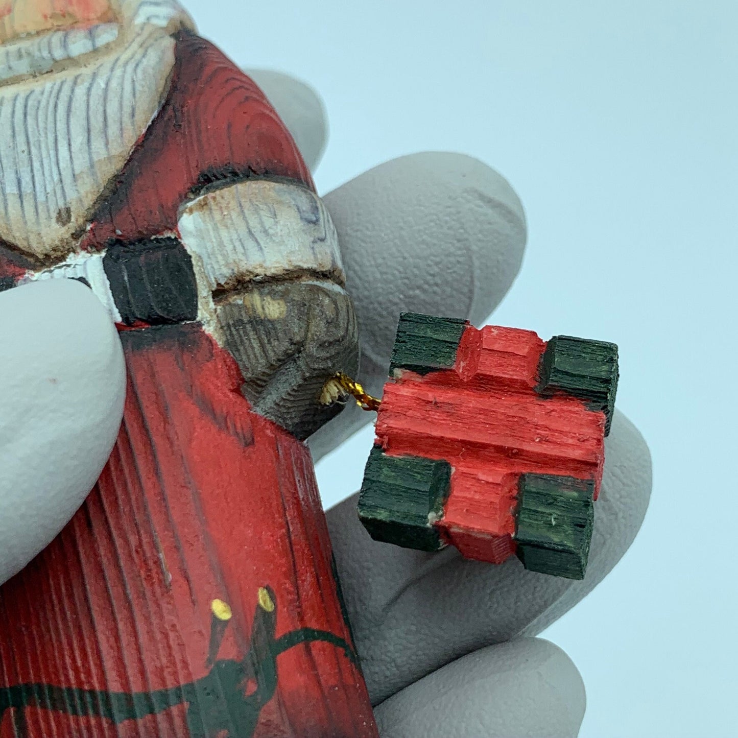 Hand Carved Wood Wooden Santa Claus Figurine Merry Christmas gift