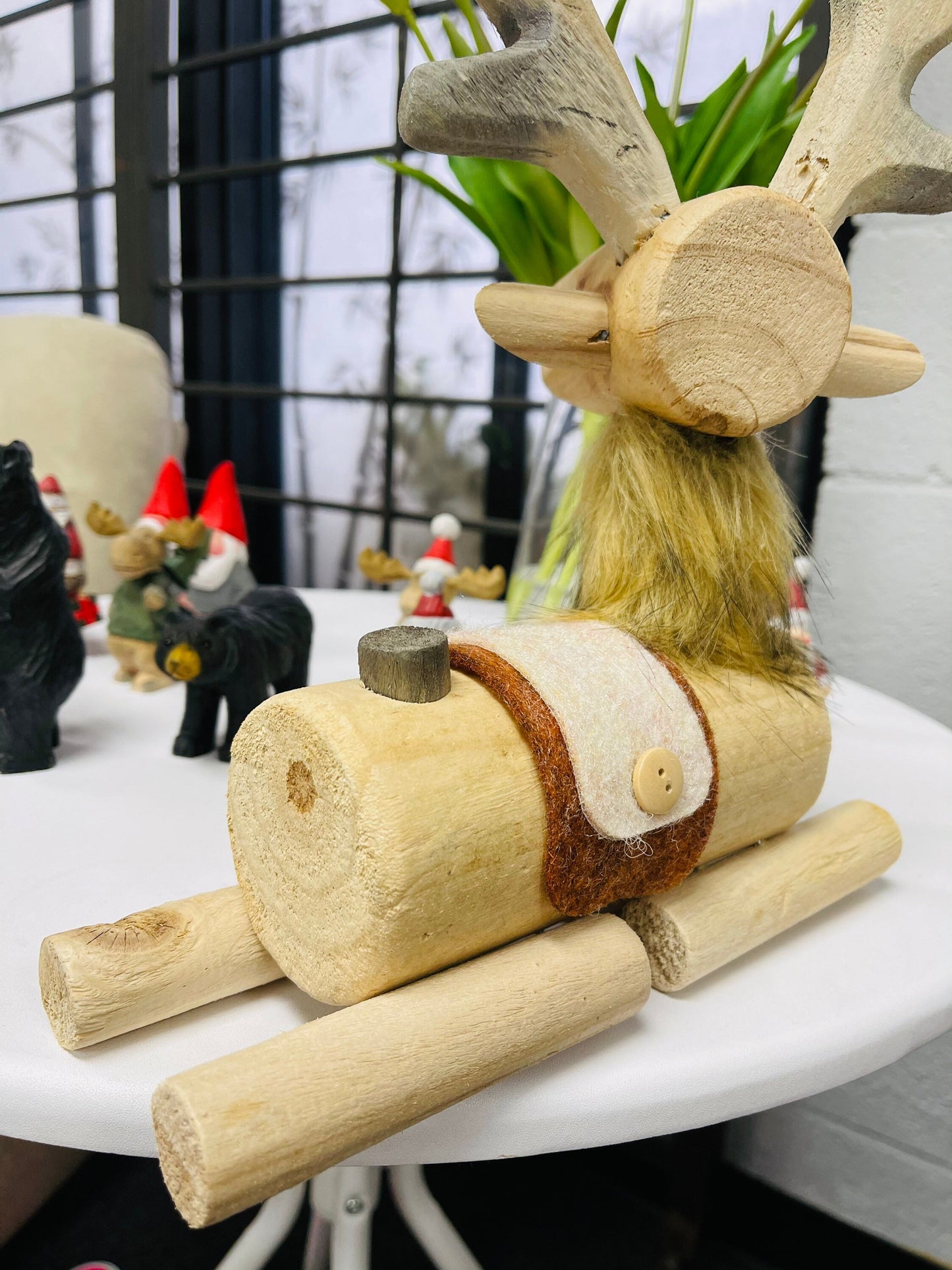 YEEYAYA Bucks Stag Wood sculpture Home decor Wood statue Wood figurines room decor Hand Carved wild animals Zoo Wood decor Deer