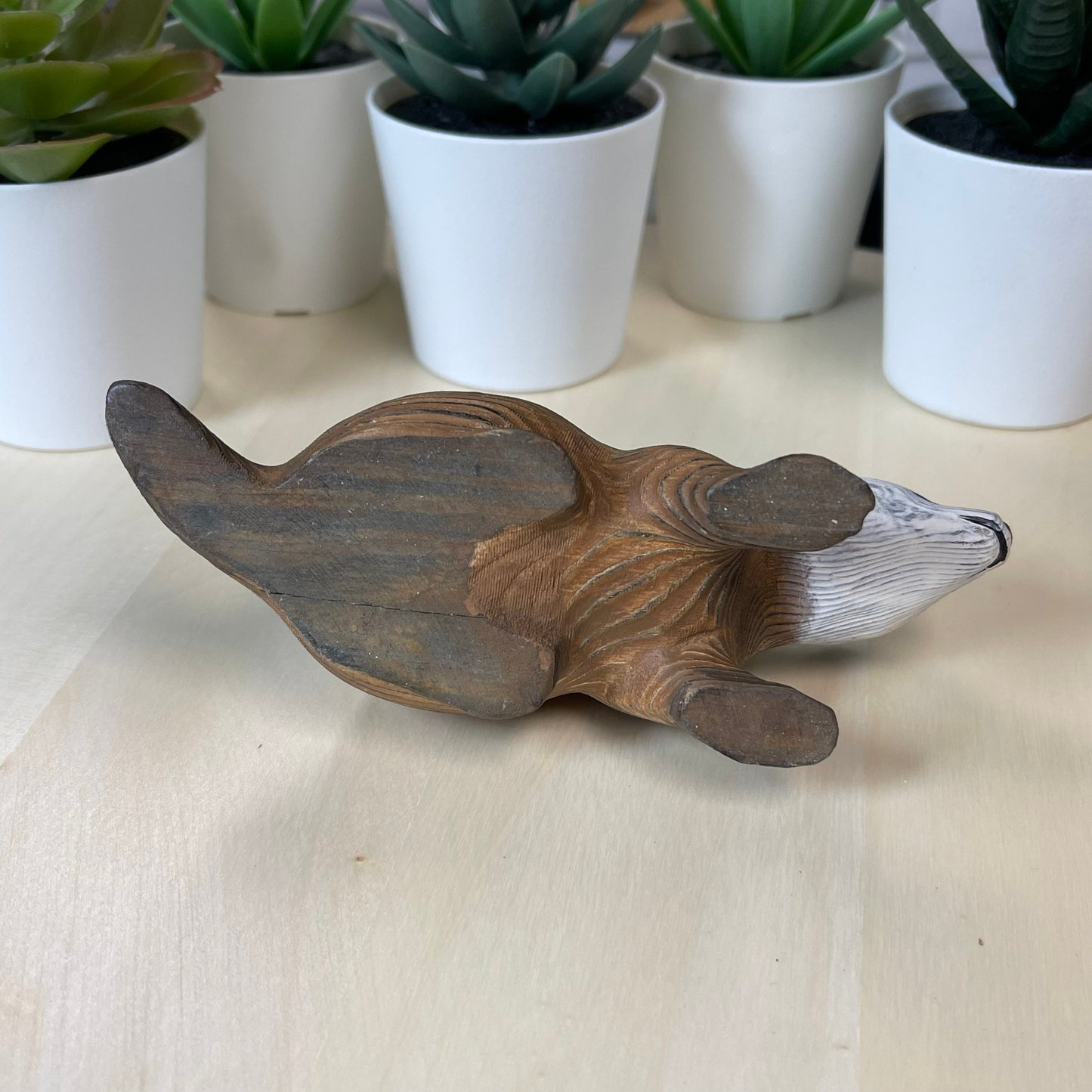YEEYAYA Wood sculpture badger Wood statue Wood collectibles handmade wood badgers woodcarving Wild animals Hand Carved Wood figurines
