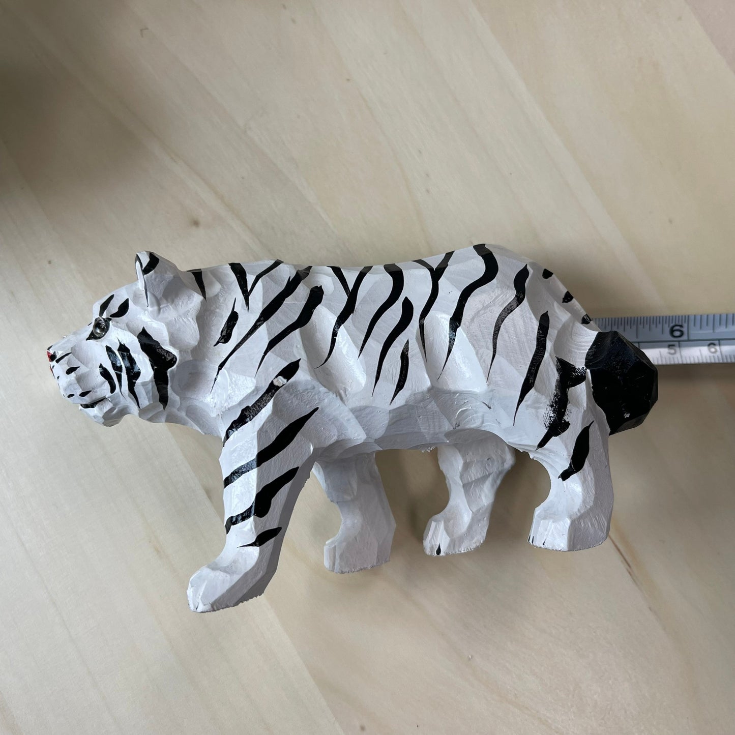 YEEYAYA White Tiger Wood sculpture Home decor Wood statue Wood figurines room decor Hand Carved wild animals Zoo Christmas gift