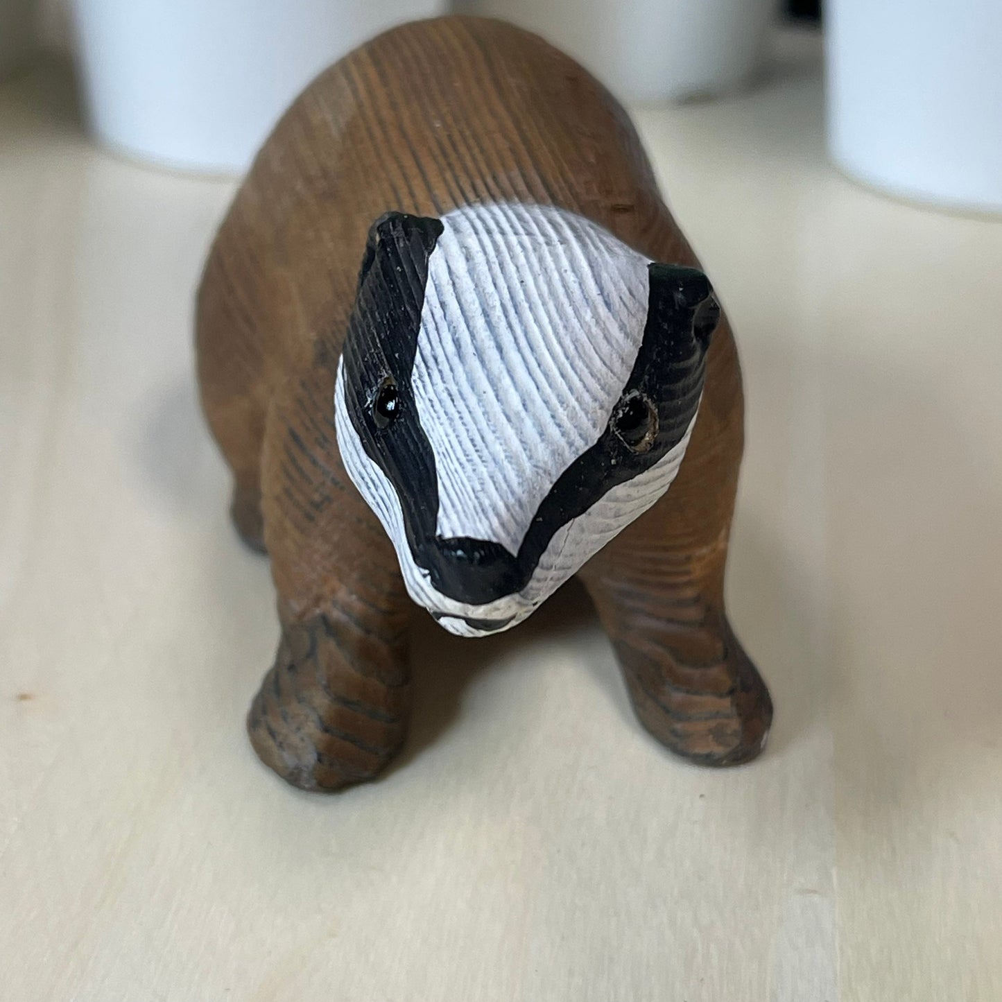 YEEYAYA Wood sculpture badger Wood statue Wood collectibles handmade wood badgers woodcarving Wild animals Hand Carved Wood figurines