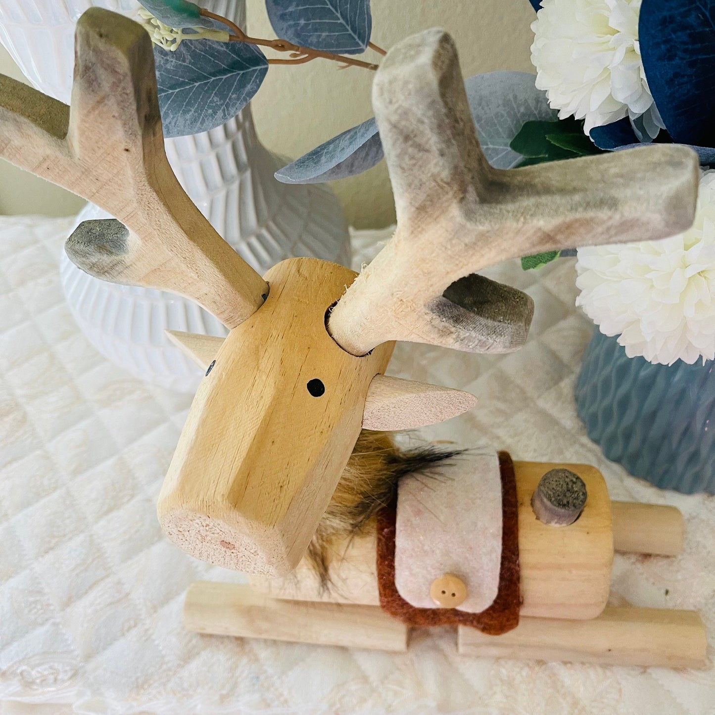 YEEYAYA Reindeer Wood sculpture Home decor Wood statue Wood figurines room decor Hand Carved wild animals Zoo Wood decor Christmas gift Deer