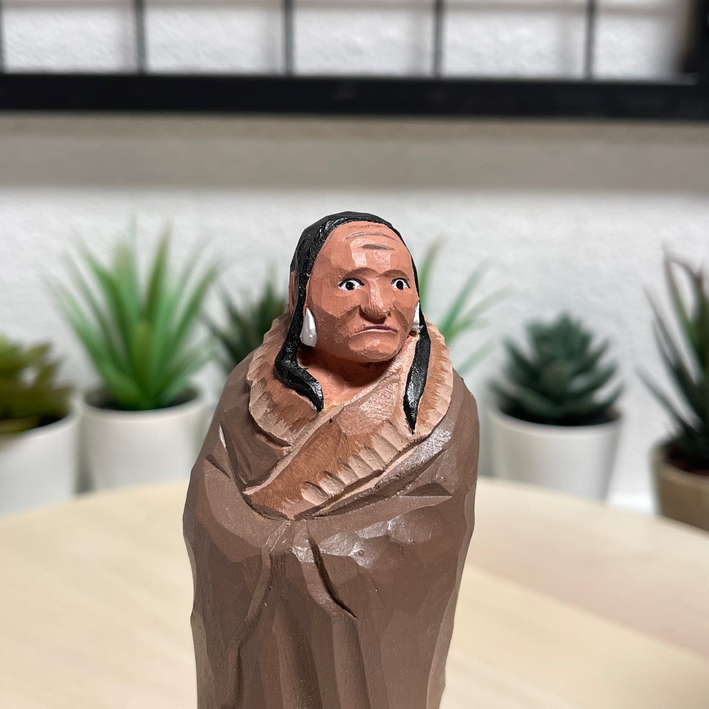 YEEYAYA Indian Wood Sculpture Hand Carved Wood Wooden Figurine Home Decor Room Decor Natural American