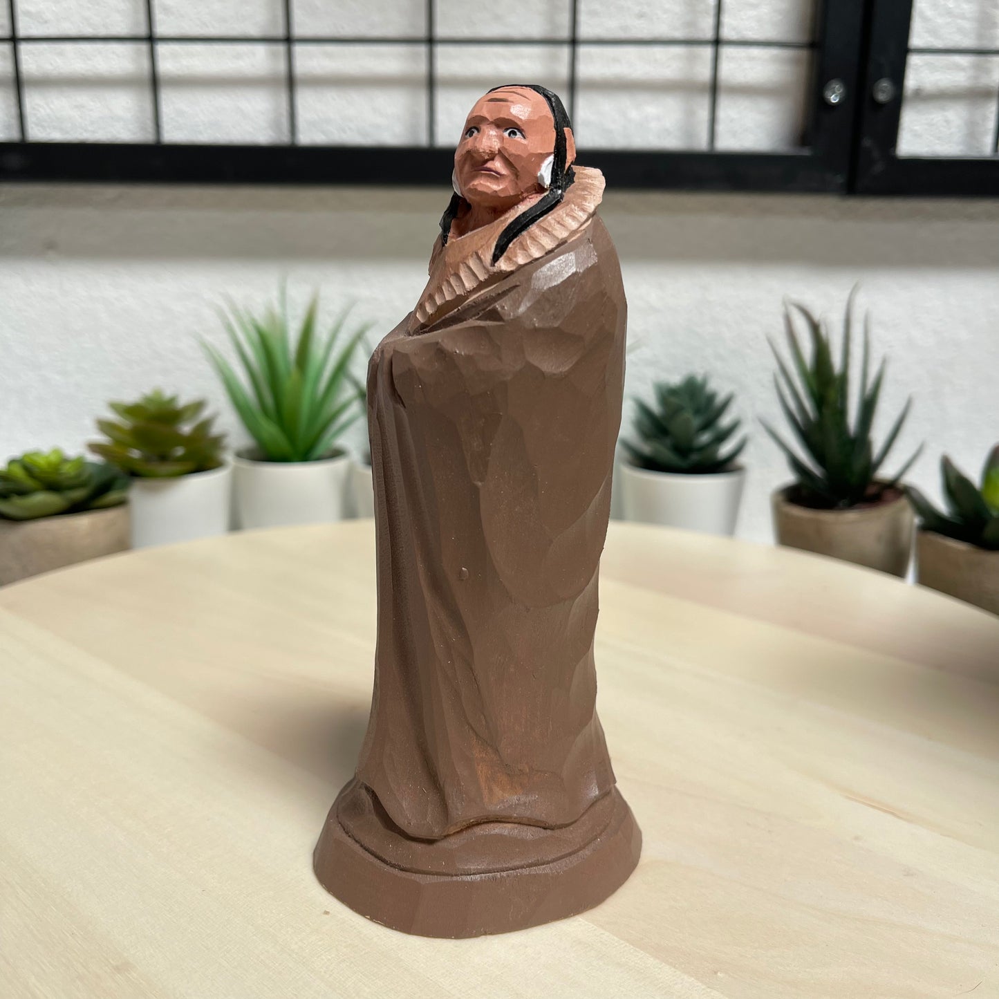 YEEYAYA Indian Wood Sculpture Hand Carved Wood Wooden Figurine Home Decor Room Decor Natural American