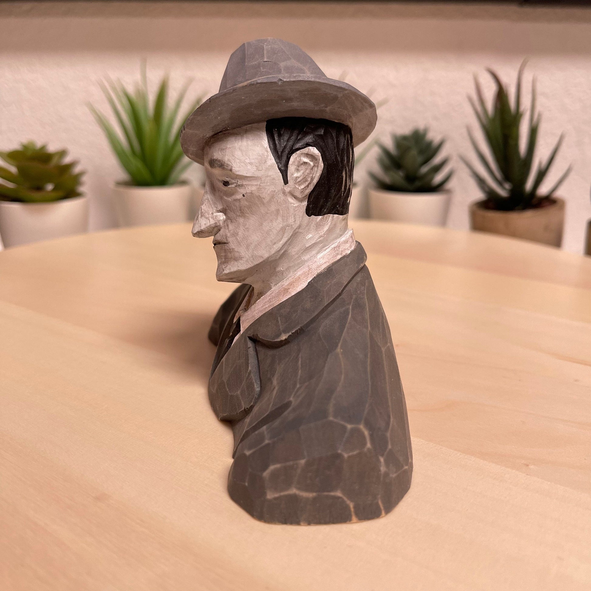 4916b477-8ff0-4ebe-8812-038fca7ee3e1