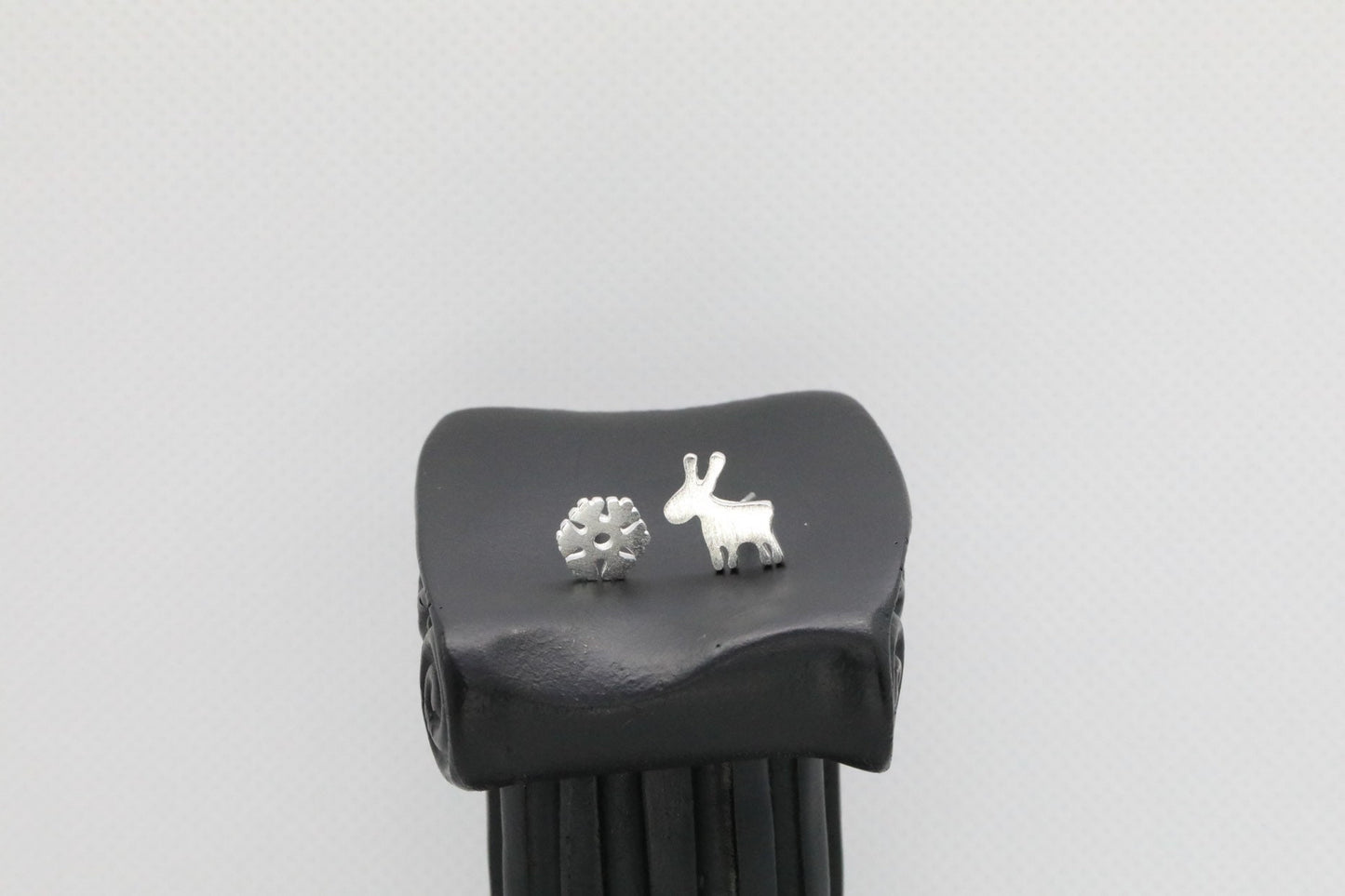 snowflakes reindeer Sterling silver Stud earrings Christmas gift with gift box B12