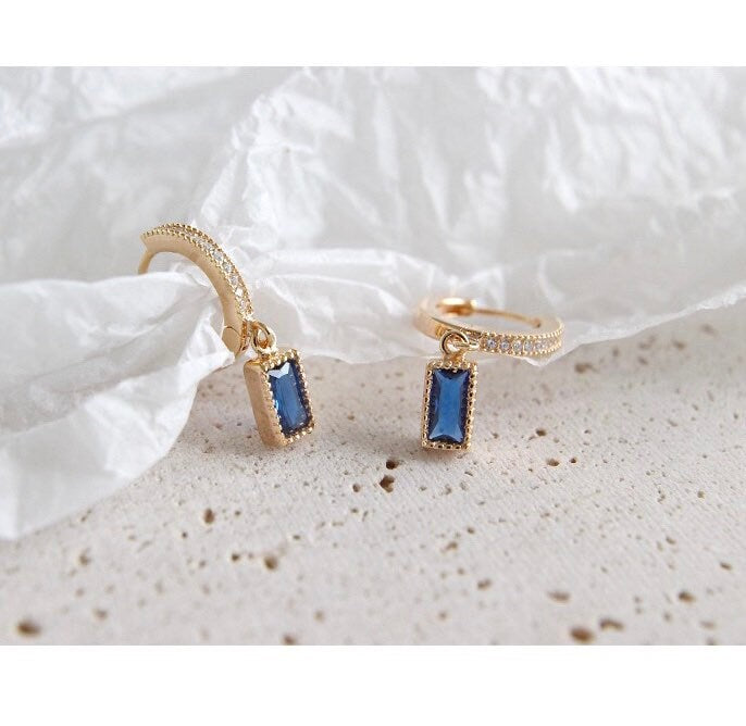 Earrings 925 sterling silver plated 18k gold Cubic Zirconia Christmas gif A09