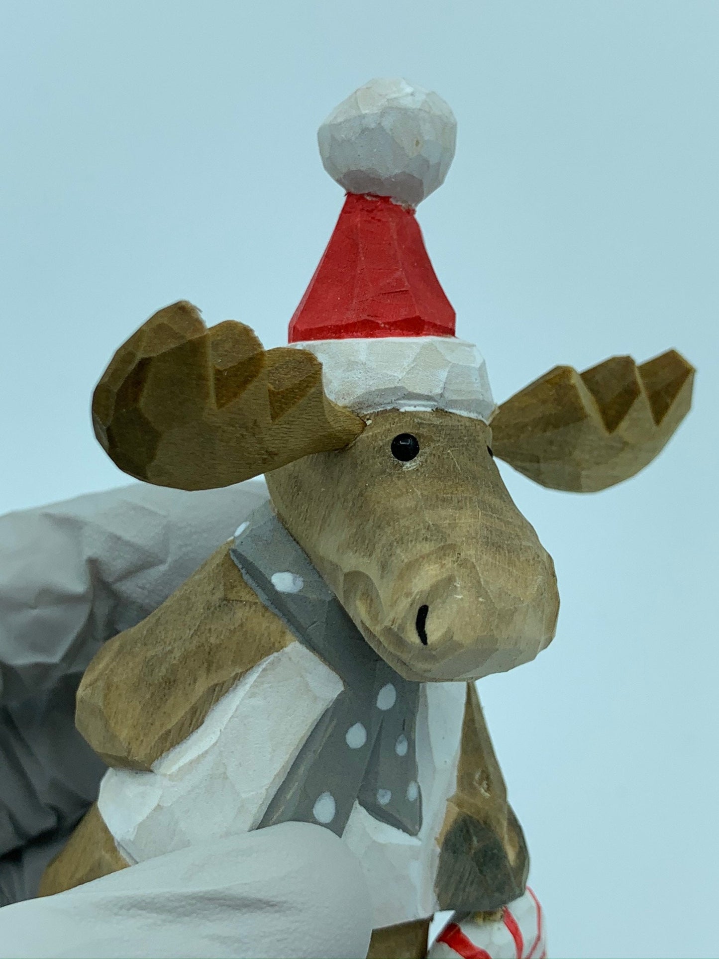 YEEYAYA bull elk Wood sculpture woodcarving Stag Buck deer Wood collectibles hand made wood Figurines reindeer Figurine Merry Christmas gift